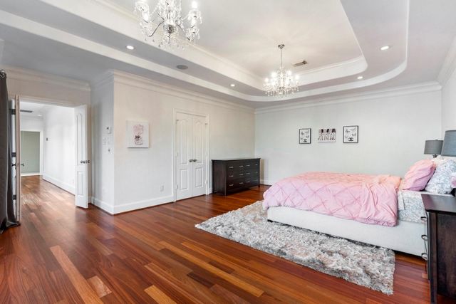 3844 Bellefontaine Street, Houston, TX 77025