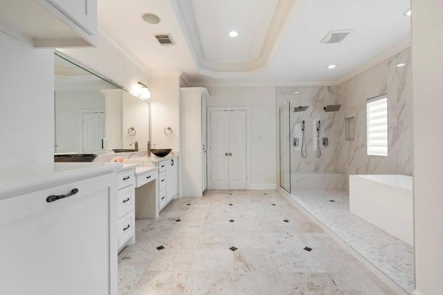 3844 Bellefontaine Street, Houston, TX 77025