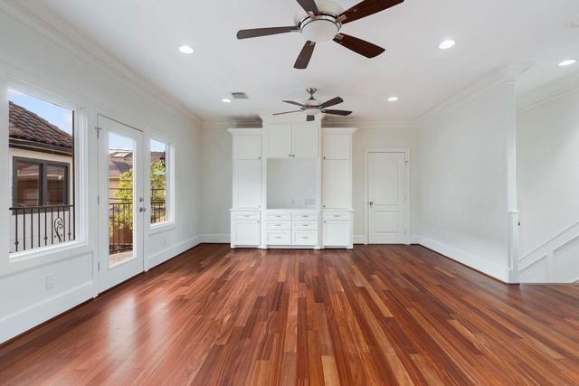 3844 Bellefontaine Street, Houston, TX 77025