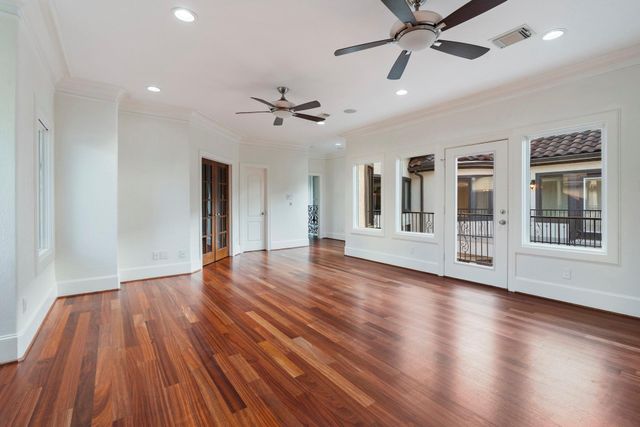 3844 Bellefontaine Street, Houston, TX 77025