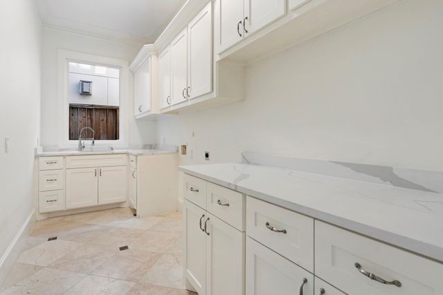 3844 Bellefontaine Street, Houston, TX 77025