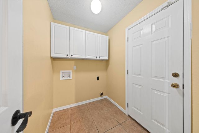 1177 Blackberry Circle, Baker, FL 32531