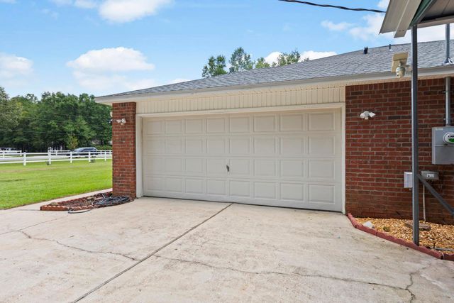 1177 Blackberry Circle, Baker, FL 32531