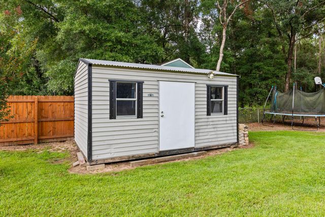 1177 Blackberry Circle, Baker, FL 32531