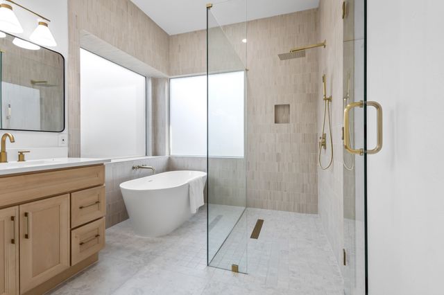 8200 Beverly Drive, North Richland Hills, TX 76182