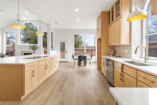 8200 Beverly Drive, North Richland Hills, TX 76182