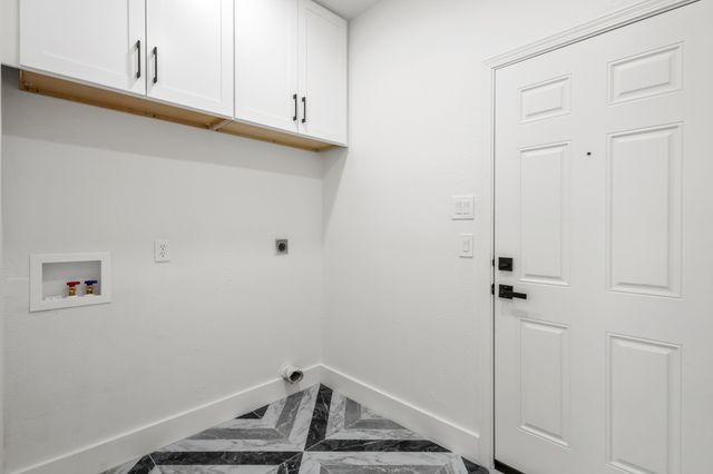 8200 Beverly Drive, North Richland Hills, TX 76182