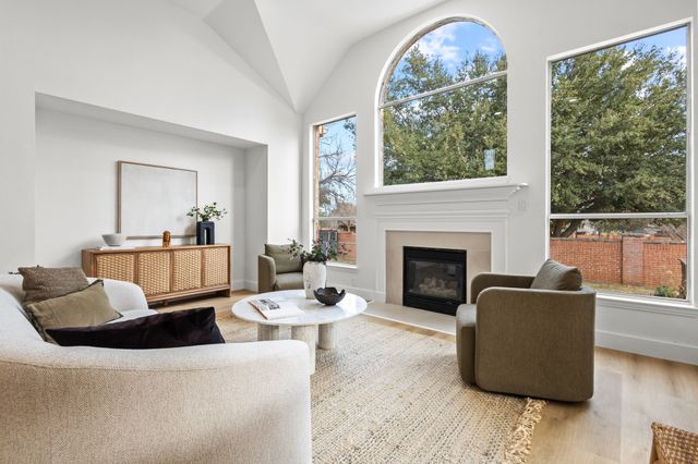 8200 Beverly Drive, North Richland Hills, TX 76182