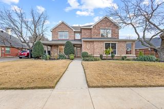 8200 Beverly Drive, North Richland Hills, TX 76182