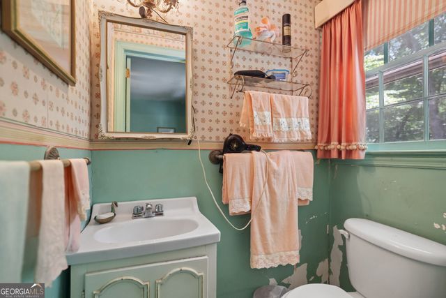 1693 E Clifton Road NE, Atlanta, GA 30307