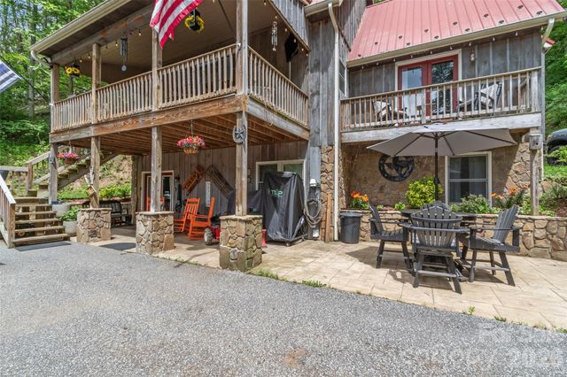 80 Ferguson Lane, Bakersville, NC 28705
