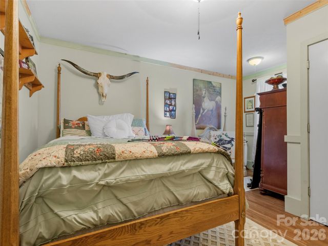 80 Ferguson Lane, Bakersville, NC 28705