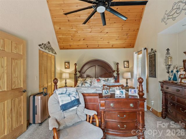 80 Ferguson Lane, Bakersville, NC 28705