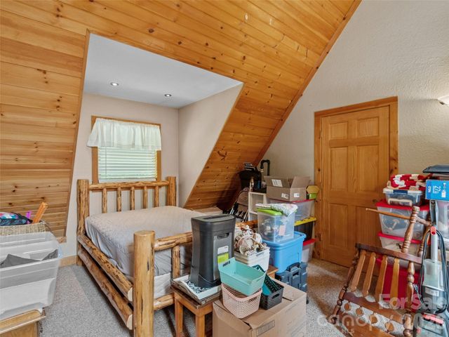 80 Ferguson Lane, Bakersville, NC 28705