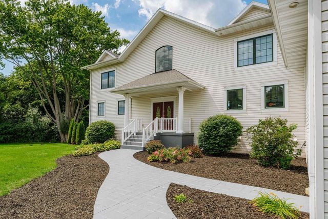 32840 80TH STREET, Burlington, WI 53105