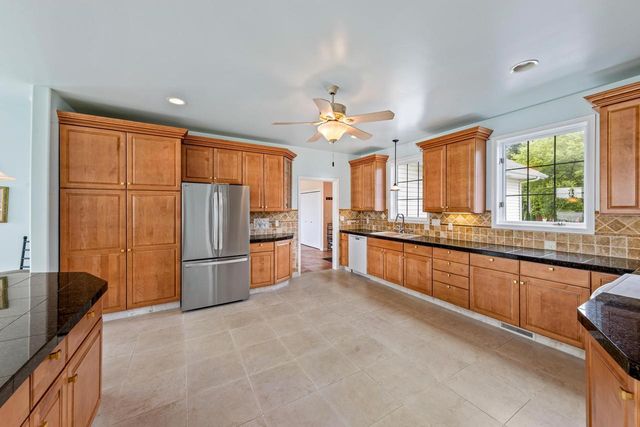 32840 80TH STREET, Burlington, WI 53105