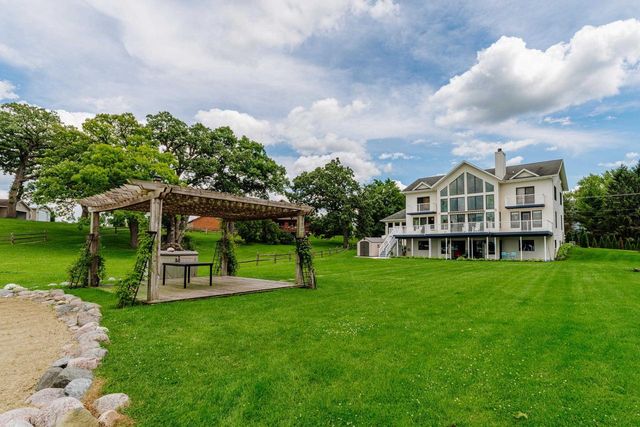 32840 80TH STREET, Burlington, WI 53105