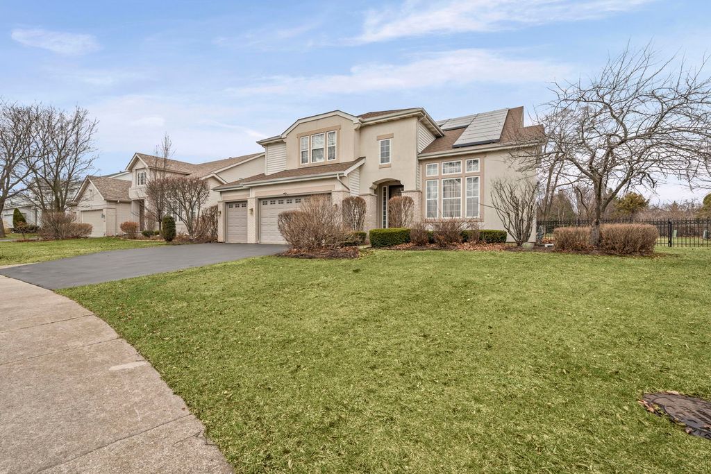 2188 Avalon Drive, Buffalo Grove, IL 60089