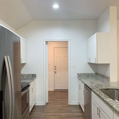 1406 W Sears Street, Denison, TX 75020