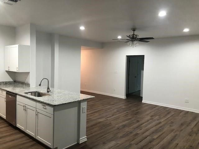 1406 W Sears Street, Denison, TX 75020