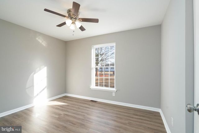 1058 CHARLES ST, Vineland, NJ 08360