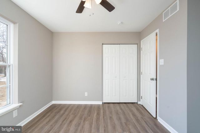 1058 CHARLES ST, Vineland, NJ 08360