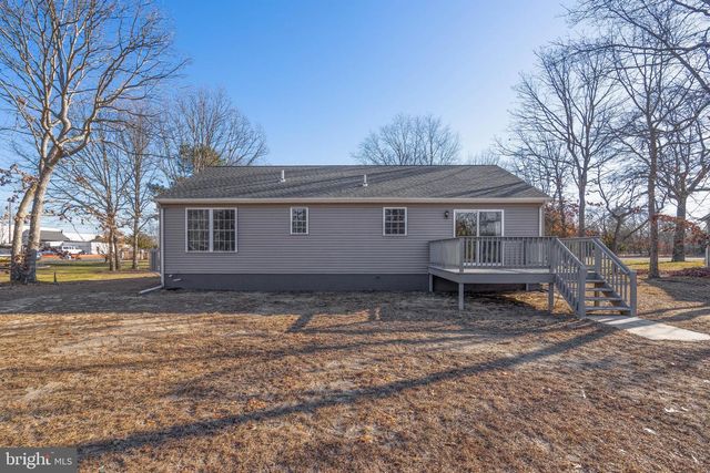 1058 CHARLES ST, Vineland, NJ 08360