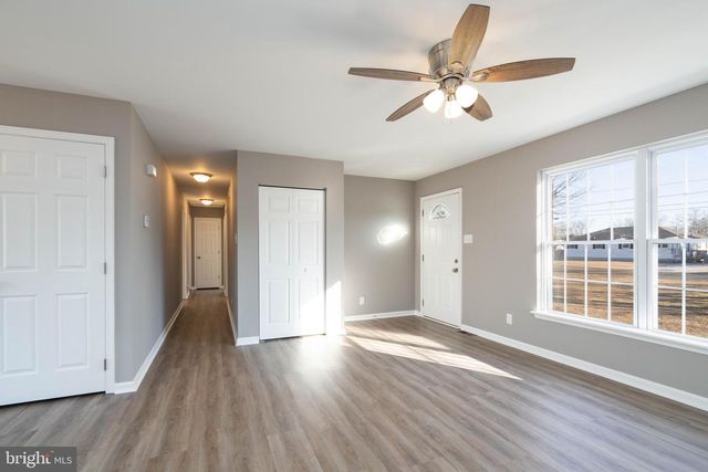 1058 CHARLES ST, Vineland, NJ 08360