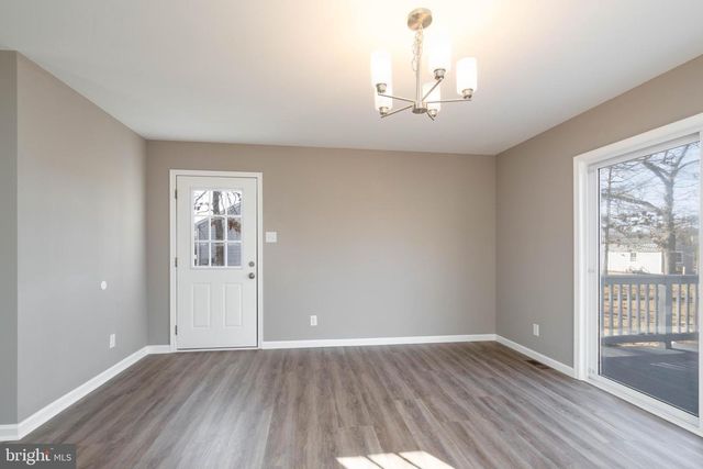 1058 CHARLES ST, Vineland, NJ 08360