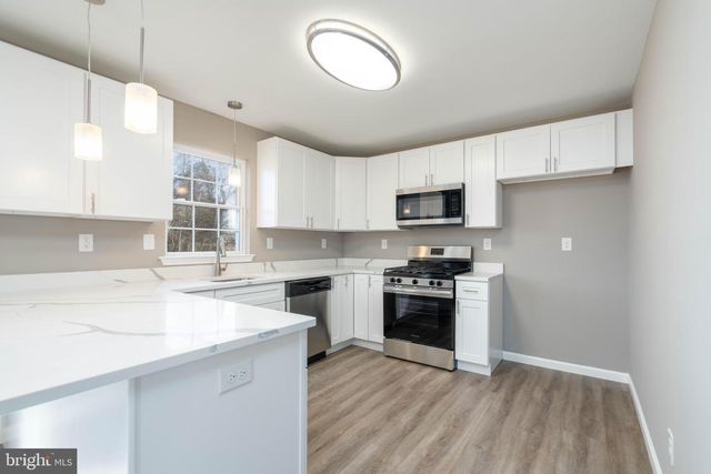 1058 CHARLES ST, Vineland, NJ 08360