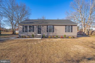 1058 CHARLES ST, Vineland, NJ 08360