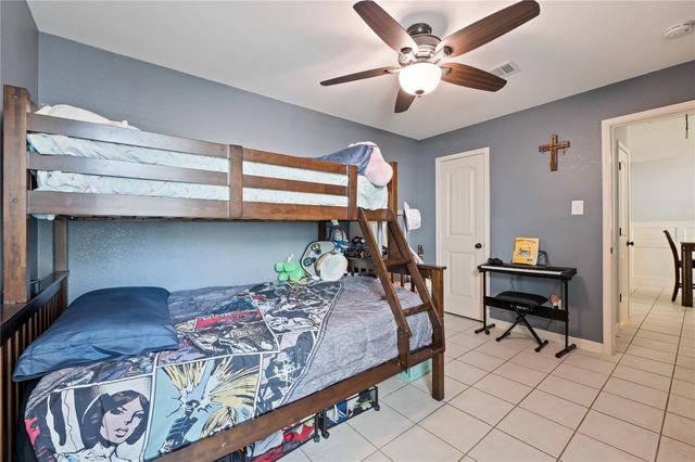 22 Hideaway Drive, Friendswood, TX 77546