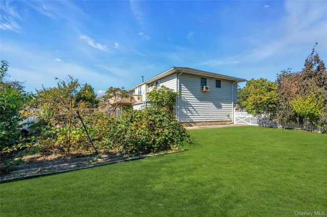 256 Justice Street, West Babylon, NY 11704