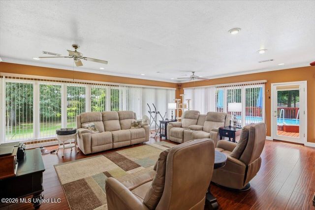 58 N Terrapin Hill Road, Brandon, MS 39042