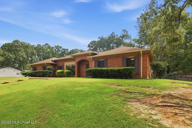 58 N Terrapin Hill Road, Brandon, MS 39042