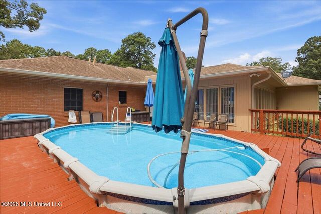 58 N Terrapin Hill Road, Brandon, MS 39042