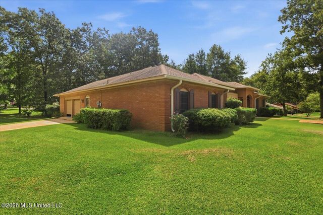 58 N Terrapin Hill Road, Brandon, MS 39042