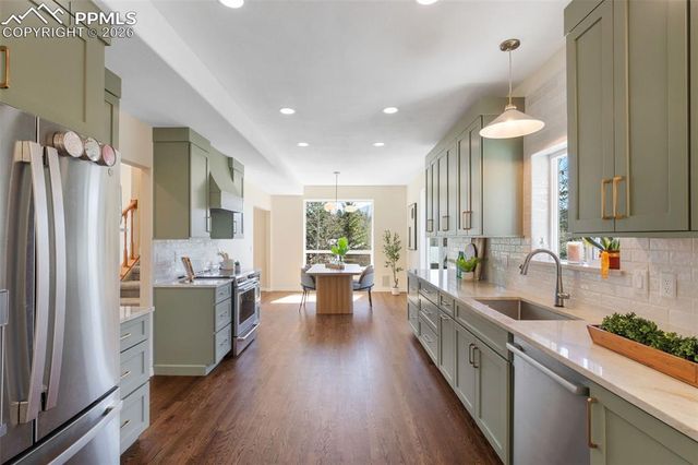 120 Red Clover Court, Woodland Park, CO 80863