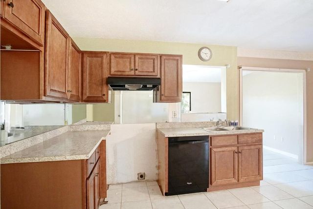 295 NW Archer Avenue, Port St. Lucie, Port St Lucie, FL 34983