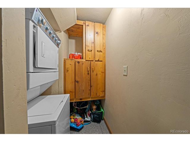 40 Ski Rd, Allenspark, CO 80510