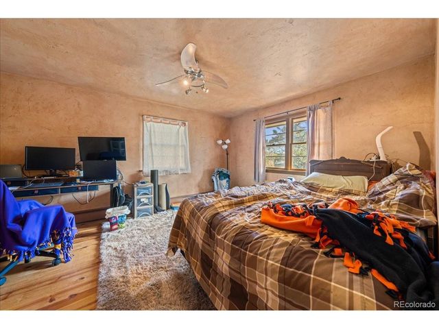 40 Ski Rd, Allenspark, CO 80510