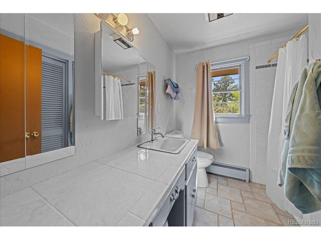 40 Ski Rd, Allenspark, CO 80510