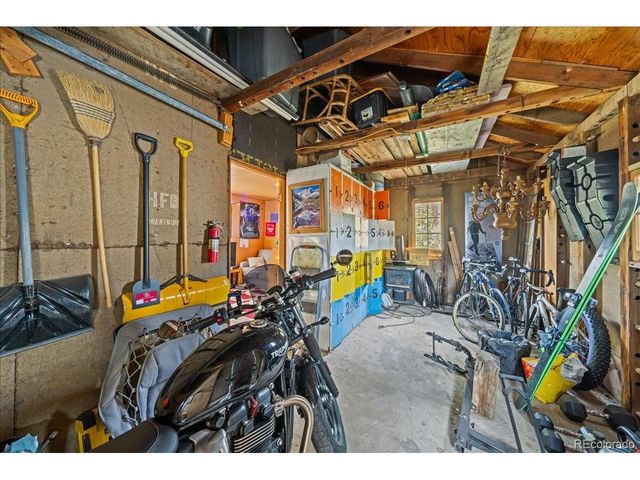 40 Ski Rd, Allenspark, CO 80510