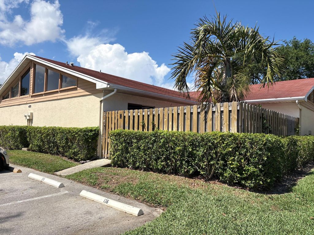 4373 Woodstock Drive D, West Palm Beach, FL 33409