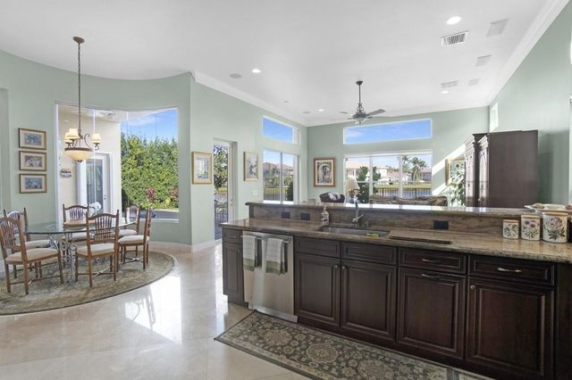 11808 Foxbriar Lake Trail, Boynton Beach, FL 33473