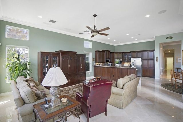 11808 Foxbriar Lake Trail, Boynton Beach, FL 33473