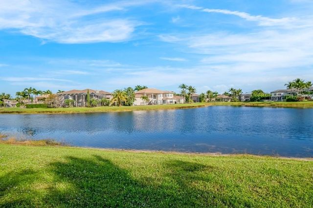 11808 Foxbriar Lake Trail, Boynton Beach, FL 33473