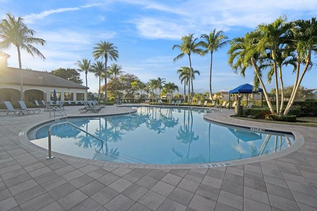 11808 Foxbriar Lake Trail, Boynton Beach, FL 33473