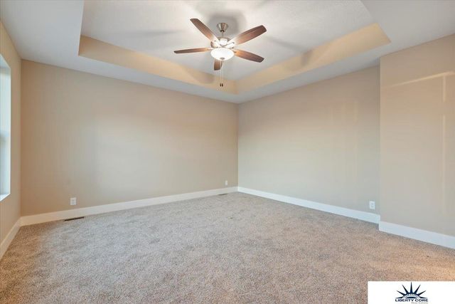 6914 Flint Drive, Papillion, NE 68046