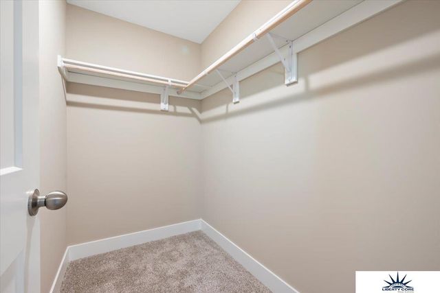 6914 Flint Drive, Papillion, NE 68046